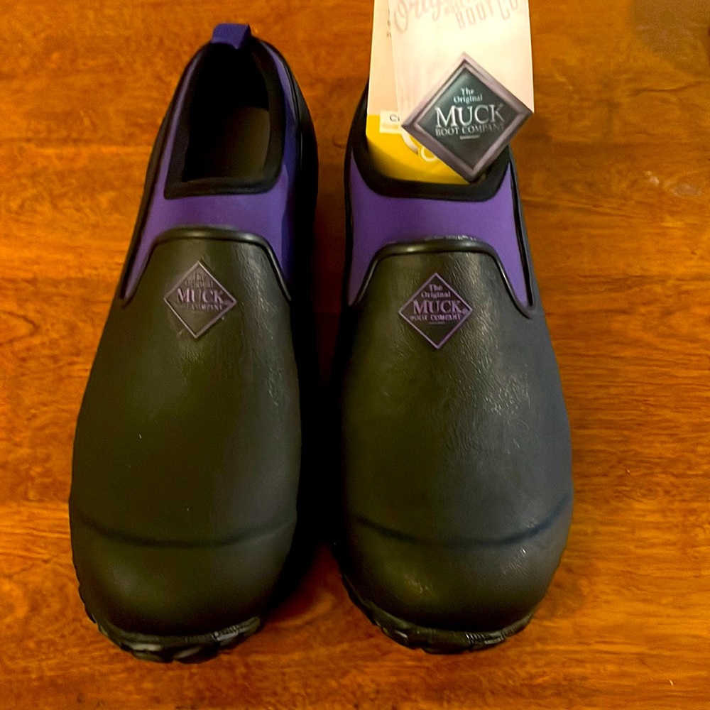 Muck Boot Company shoes, Womens Size 7